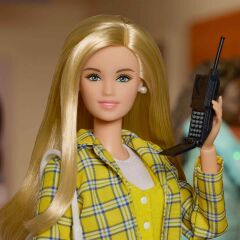 Barbie Signature Cher 30. Yıl Dönümü Özel Koleksiyon Bebeği JBJ34