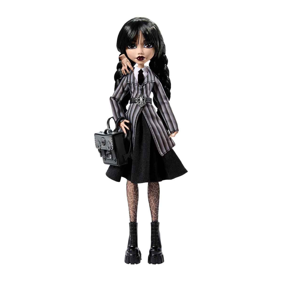 Monster High Koleksiyon Wednesday Okul Üniformalı Bebek HXJ04