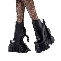 Monster High Koleksiyon Wednesday Okul Üniformalı Bebek HXJ04