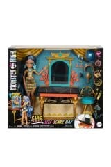 Monster High Cleo'nun Havalı Bakım Günü Oyun Seti HXH96
