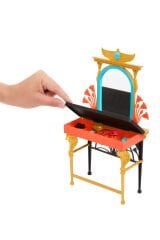 Monster High Cleo'nun Havalı Bakım Günü Oyun Seti HXH96