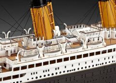 Revell Gift Set/ Hediye Seti 100 Years Titanic (05715)