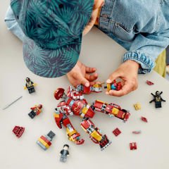 76247 LEGO® Marvel Hulkbuster: Wakanda Savaşı