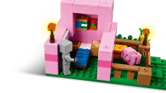 21268 LEGO® Minecraft Yavru Domuz Evi