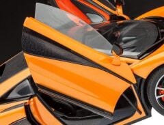 Revell McLaren 570S (07051)