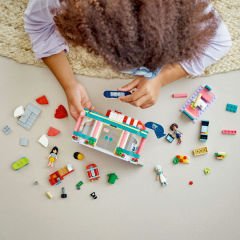 41728 LEGO® Friends Heartlake Şehir Merkezi Restoranı