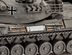 Revell Leopard 1-3240 (03240)