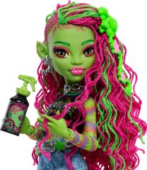 Monster High Venus Mcflytrap ve Evcil Hayvanı Chewlian - HRP81