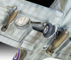 Revell Spitfire -3927 (03927)