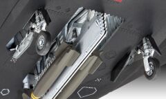 Revell F-117 Stealth Fighter (03899)