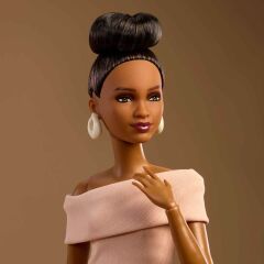 Barbie İkonik Koleksiyon Bebeği Model 08 JJX27