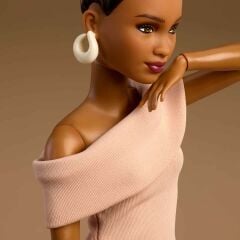 Barbie İkonik Koleksiyon Bebeği Model 08 JJX27