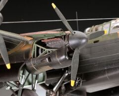 Revell Avro Lancaster ''DAMBUSTERS'' (04295)
