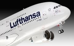Revell Airbus A380-800 Lufthansa New Livery (03872)