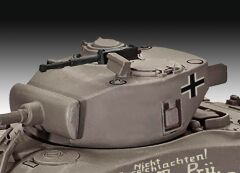 Revell Sherman M4A1 (03290)