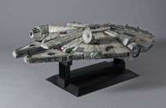 BANDAI Star Wars Millenium Falcon (01206)