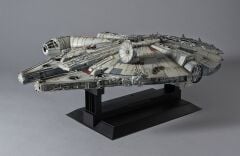BANDAI Star Wars Millenium Falcon (01206)