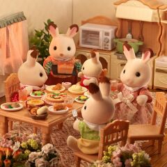 Sylvanian Families Çikolata Kulaklı Tavşan Ailesi (5655)