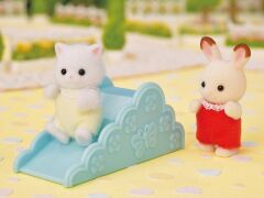 Sylvanian Families Bebek Yel Değirmeni Parkı (5526)