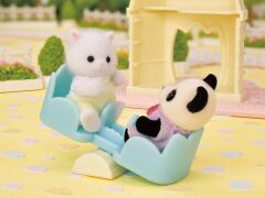 Sylvanian Families Bebek Yel Değirmeni Parkı (5526)