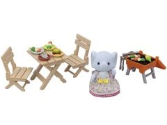 Sylvanian Families Barbekü Piknik Fil Kız (5640)