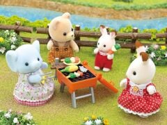 Sylvanian Families Barbekü Piknik Fil Kız (5640)