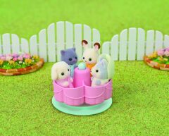 Sylvanian Families Gökkuşağı Anaokulu Otobüsü (5744)
