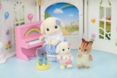 Sylvanian Families Güneşli Anaokulu Şatosu (5743)