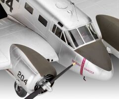 Revell Beechcraft Model 18 (03811)