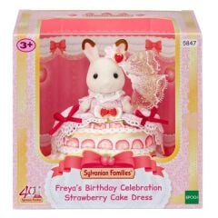 Sylvanian Families Freya’nın Doğum Günü Çilekli Pasta Elbisesi (5847)