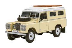 Revell Land Rover Series III LWB (07056)