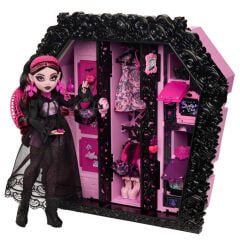 Monster High Muhteşem Gardırop Draculaura Bebek ve Oyun Seti-  JMG63