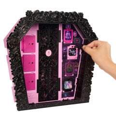 Monster High Muhteşem Gardırop Draculaura Bebek ve Oyun Seti-  JMG63