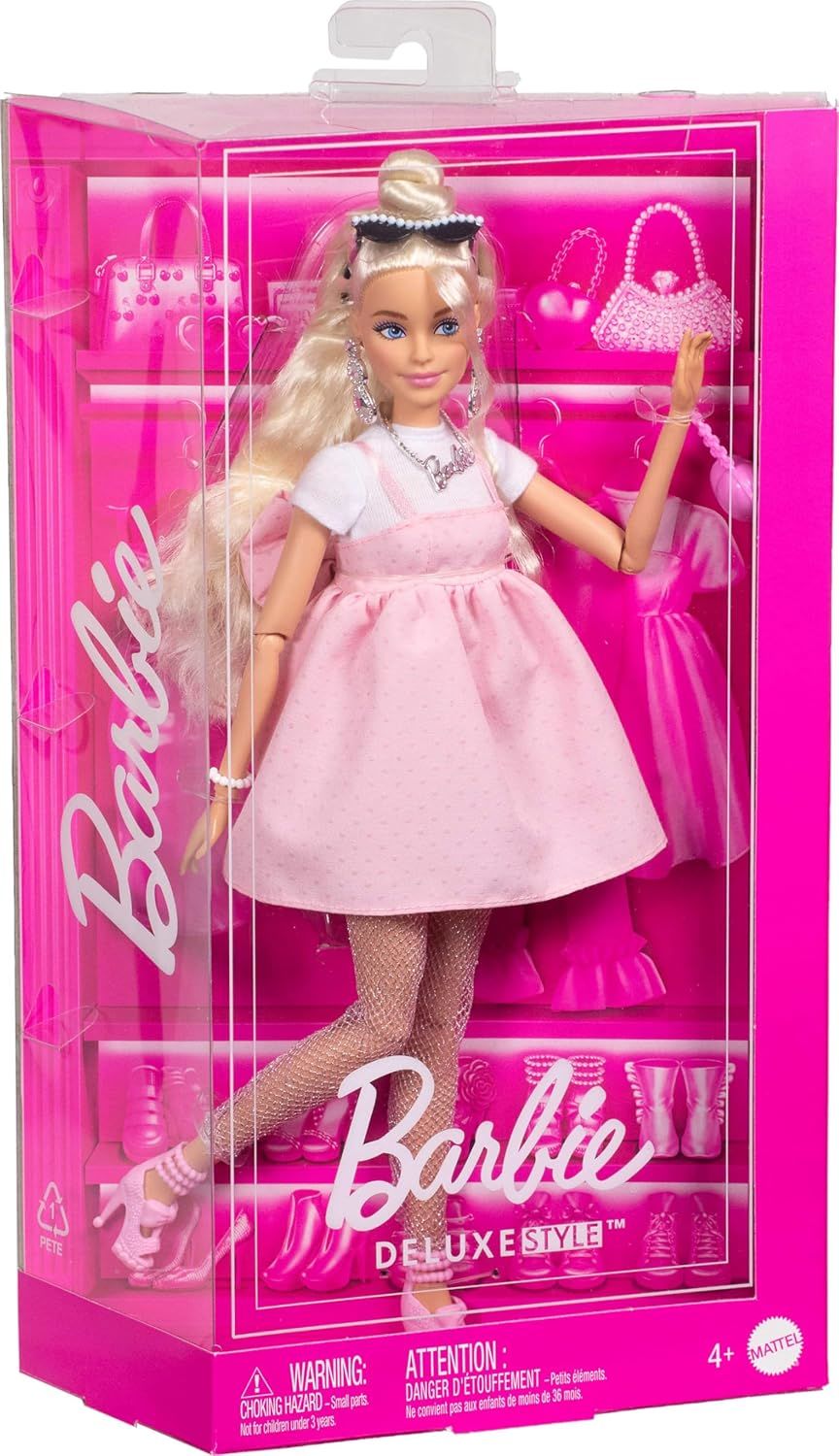 Barbie Deluxe Style Sarı Saçlı Bebek HYV27