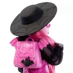Monster High Ana Karakter Bebekler HPD53 - Siyah Şapkalı Draculara-  HRP64