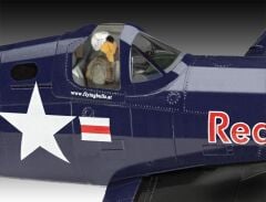 Revell Gift Set F4U-4 Corsair: Flying Bulls 25th Anniv. (05641)