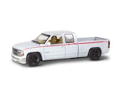 Revell 1999 Chevy® Silverado® Street Pickup (14538)
