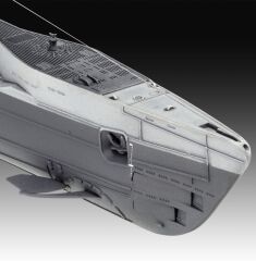 Revell German Submarine Type IX C/40 (U190) (05167)