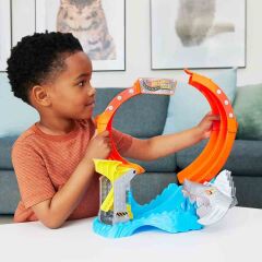 Hot Wheels Monster Trucks Köpekbalığı Oyun Seti-  JFR08