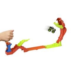Hot Wheels Monster Trucks Snake Bite Güç Darbesi Oyun Seti-  JJN44