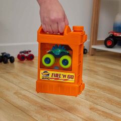 Hot Wheels Monster Trucks Taşınabilir Oyun Seti-  HXT04