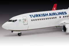Revell Model Set Türk Hava Yolları/Turkish Airlines Boeing 737-800 (63772)