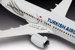 Revell Model Set Türk Hava Yolları/Turkish Airlines Boeing 737-800 (63772)