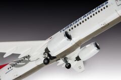 Revell Model Set Türk Hava Yolları/Turkish Airlines Boeing 737-800 (63772)