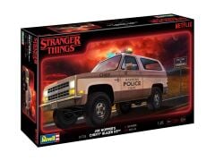 Revell Stranger Things Jim Hopper Chevy Blazer K5 (07724)