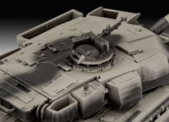 Revell Challenger 1 Model Kit (03365)