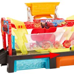 Disney Pixar Cars Renk Değiştiren Araba Yıkama Oyun Seti-  JBM70