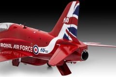 Revell BAe Hawk T.1A ''RAF Red Arrows'' Model Kit (04284)