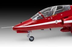 Revell BAe Hawk T.1A ''RAF Red Arrows'' Model Kit (04284)