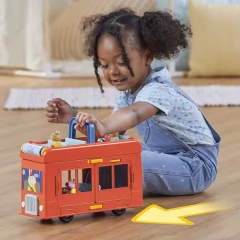 Peppa Pig 2'si 1 Arada Parti Otobüsü F8881